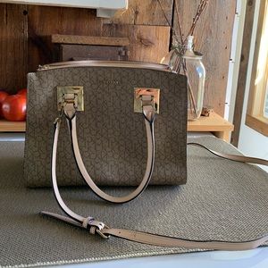 Calvin Klein Shoulder/Crossbody bag. LIKE NEW!